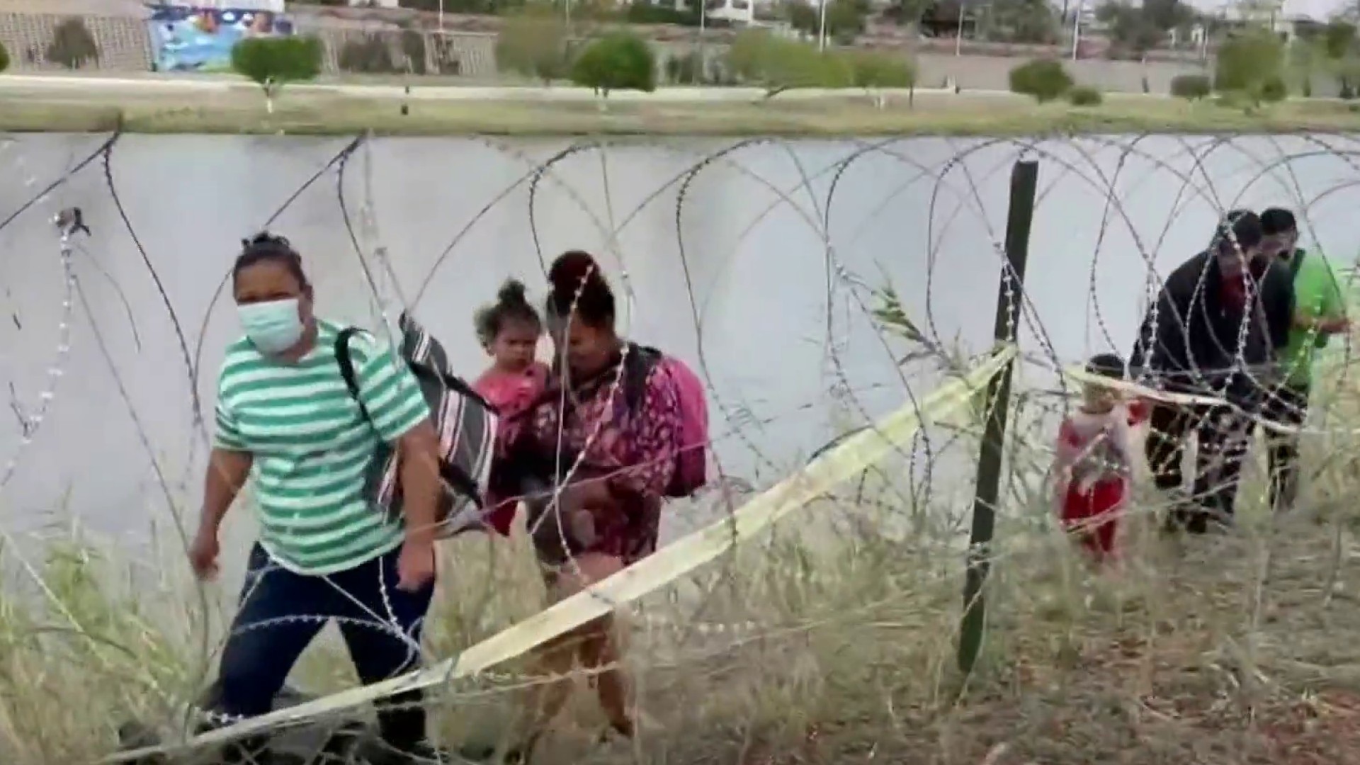 Watch Noticias Telemundo Highlight Ya No Aguantamos Más Migrantes Denuncian Que Son 9307