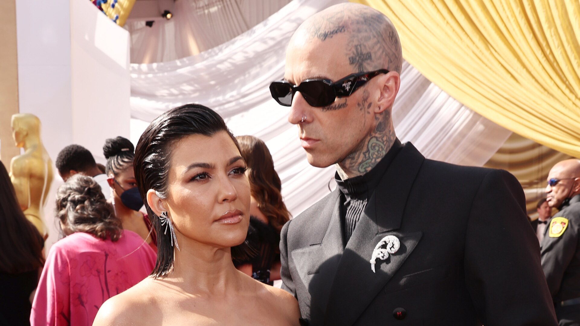 Watch Access Hollywood Highlight Travis Barker Confesses Oscars Glam With Fiancé Kourtney