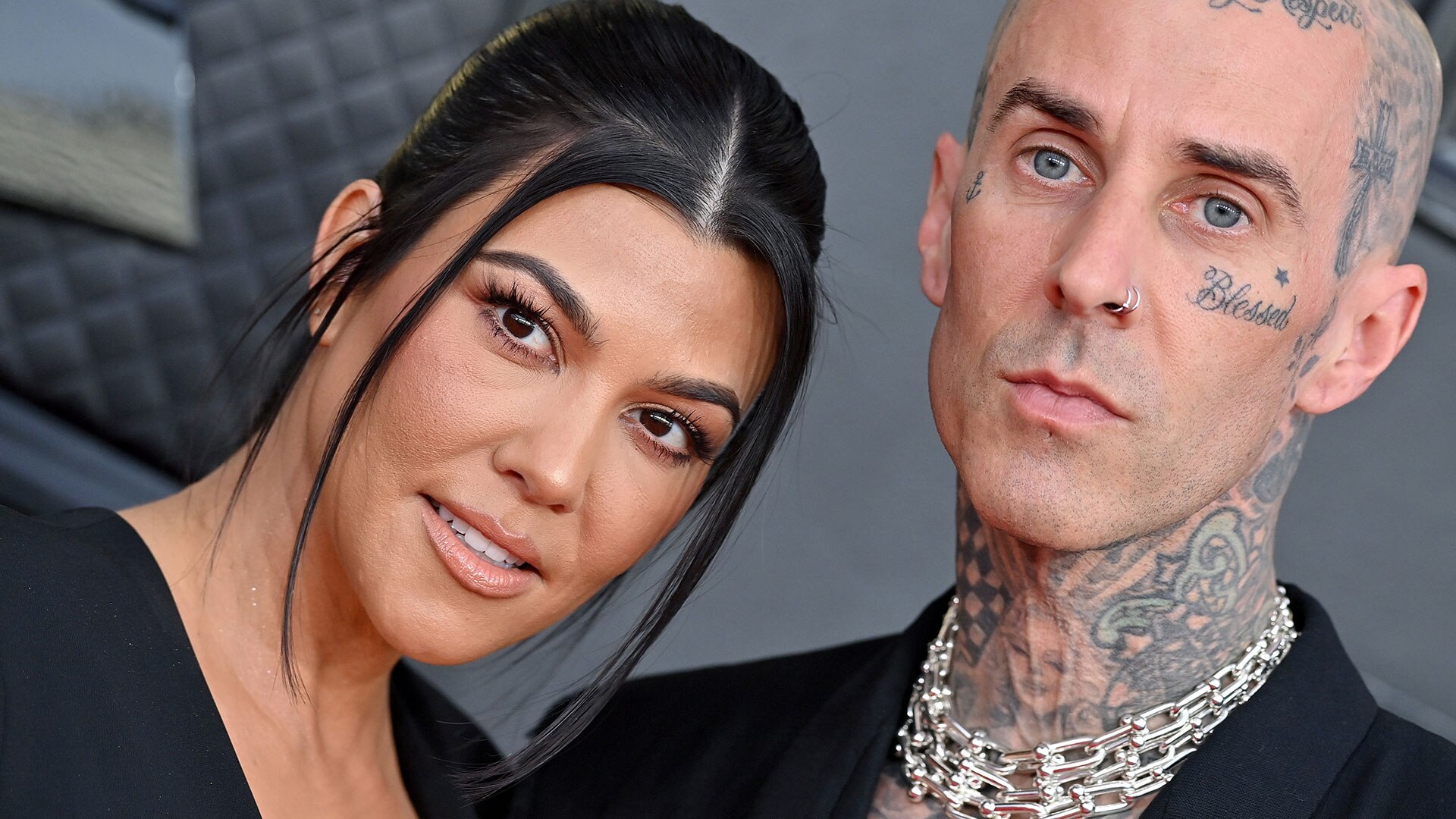 Watch Access Hollywood Highlight Kourtney Kardashian And Travis Barker S Las Vegas Wedding