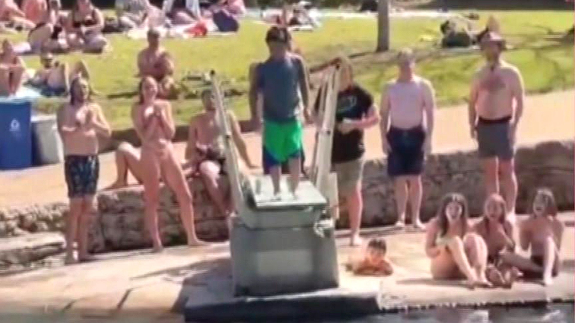 Watch TODAY Excerpt Crowd encourages young swimmer to jump off diving board