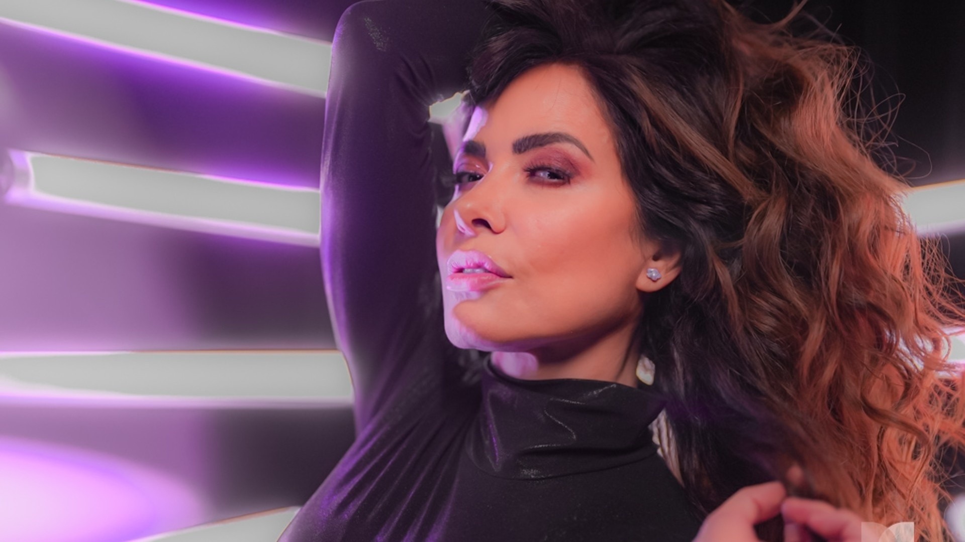 Watch Latin American Music Awards Highlight: Gloria Trevi confiesa cómo