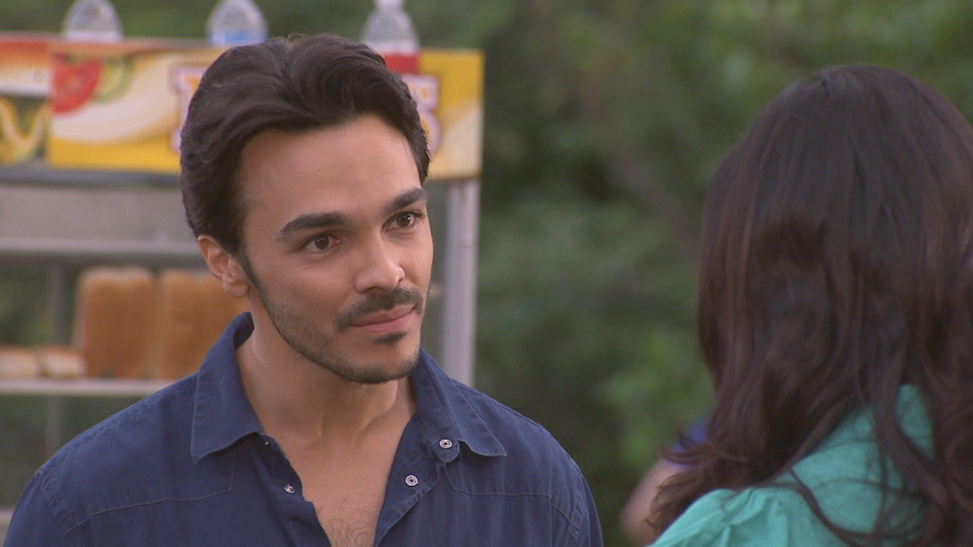 Watch Una Maid En Manhattan Episode El famoso cuento