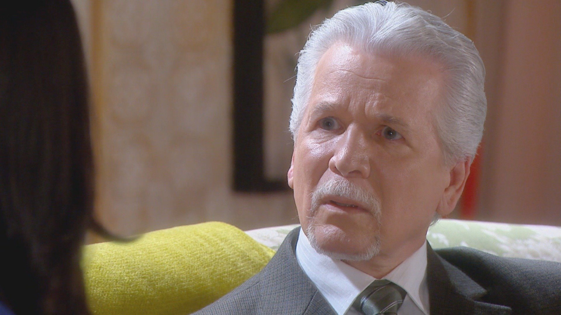 Watch Una Maid En Manhattan Episode Tiempo y distancia