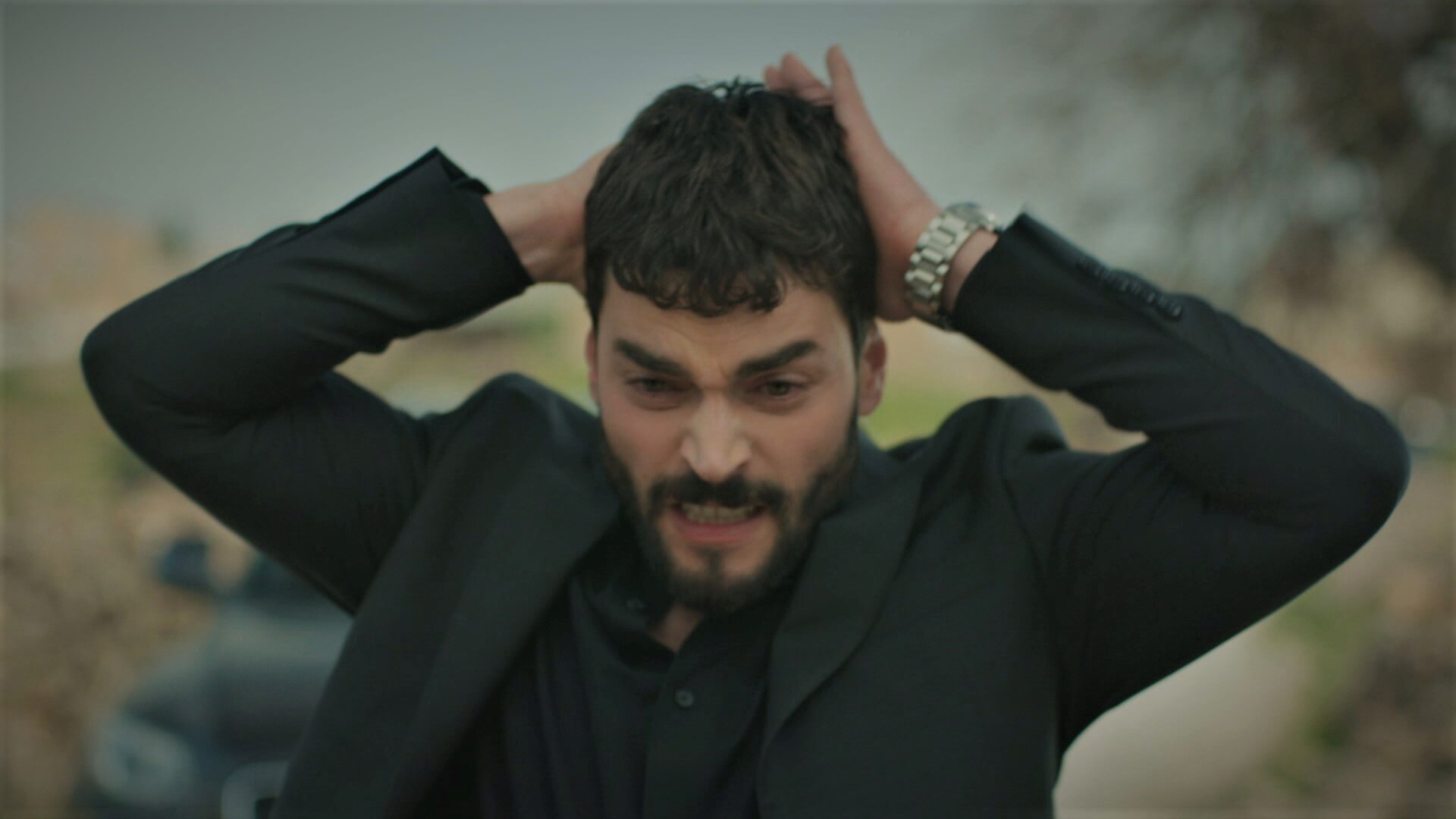 Watch Hercai Amor y venganza Episode Mi mejor carta, Umut