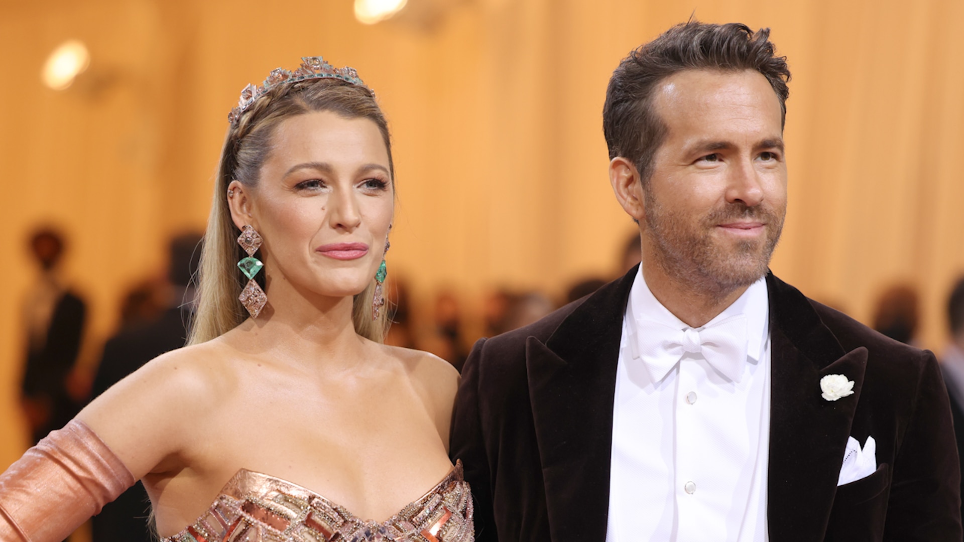 Watch Access Hollywood Highlight Ryan Reynolds Adorably Cheers Wife Blake Lively On As Her 