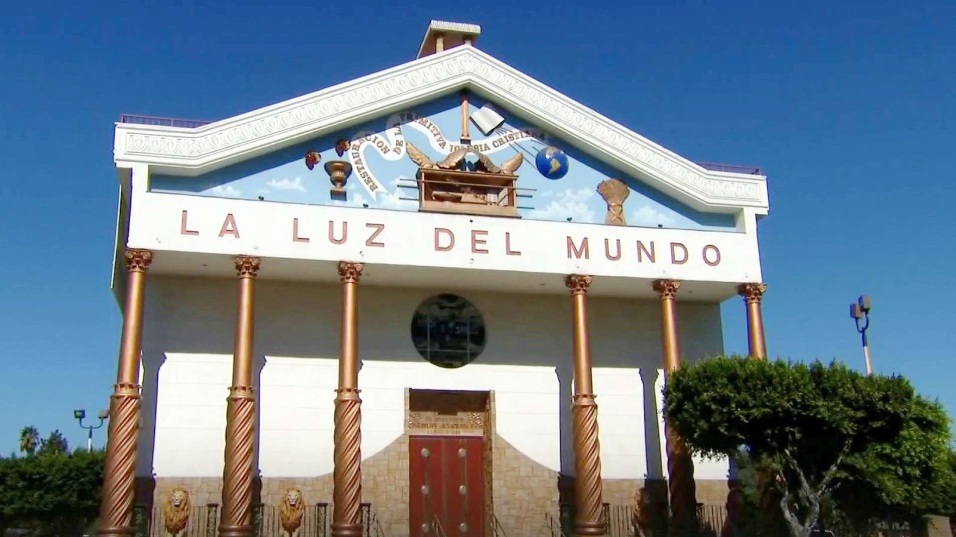 Lo Oscuro De La Luz Del Mundo Watch Noticias Telemundo Fin De Semana Highlight: Naasón Joaquín García