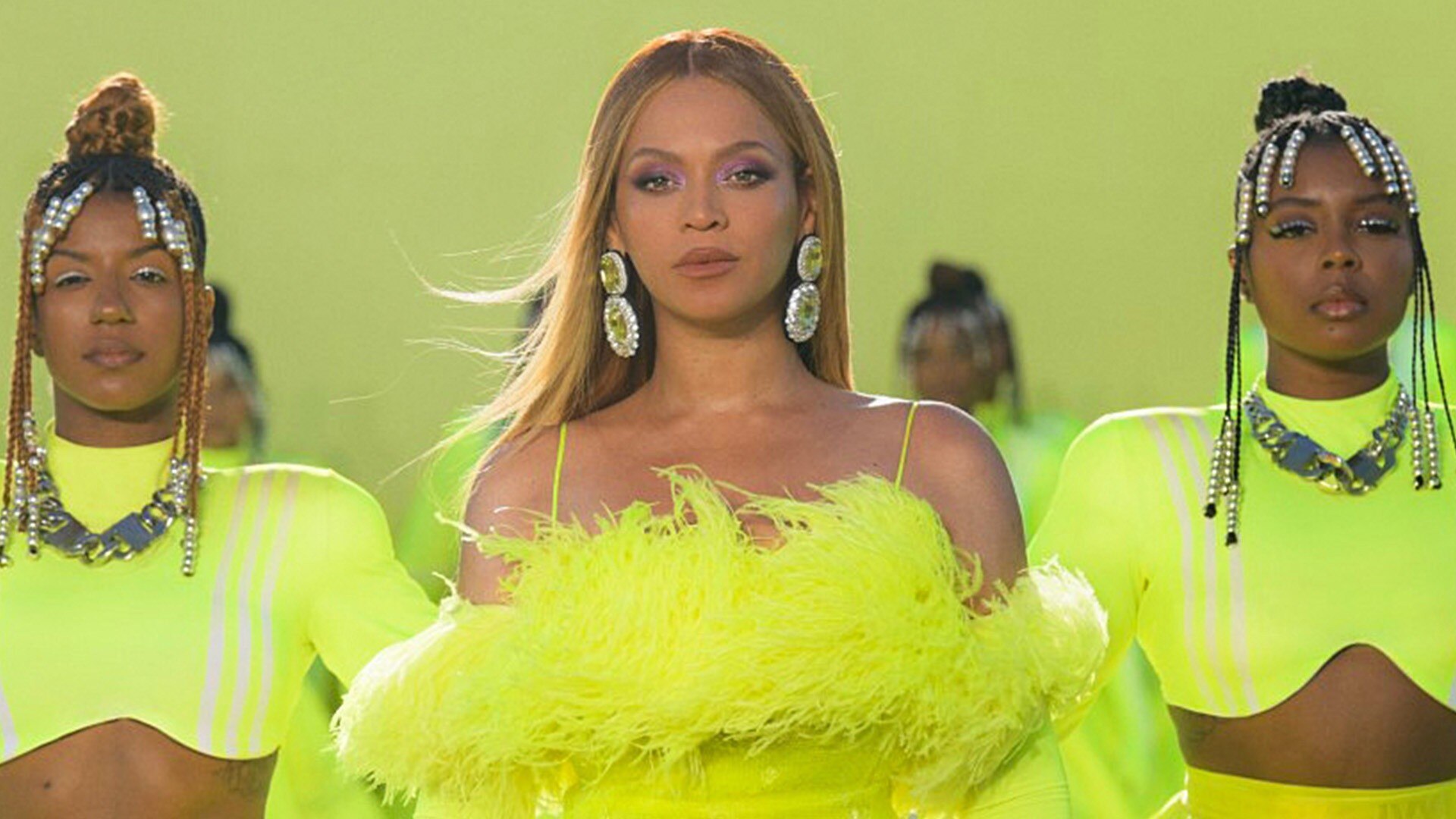 Watch hoy Día Highlight: Beyoncé lanzó de sorpresa ‘Break My Soul’, la ...