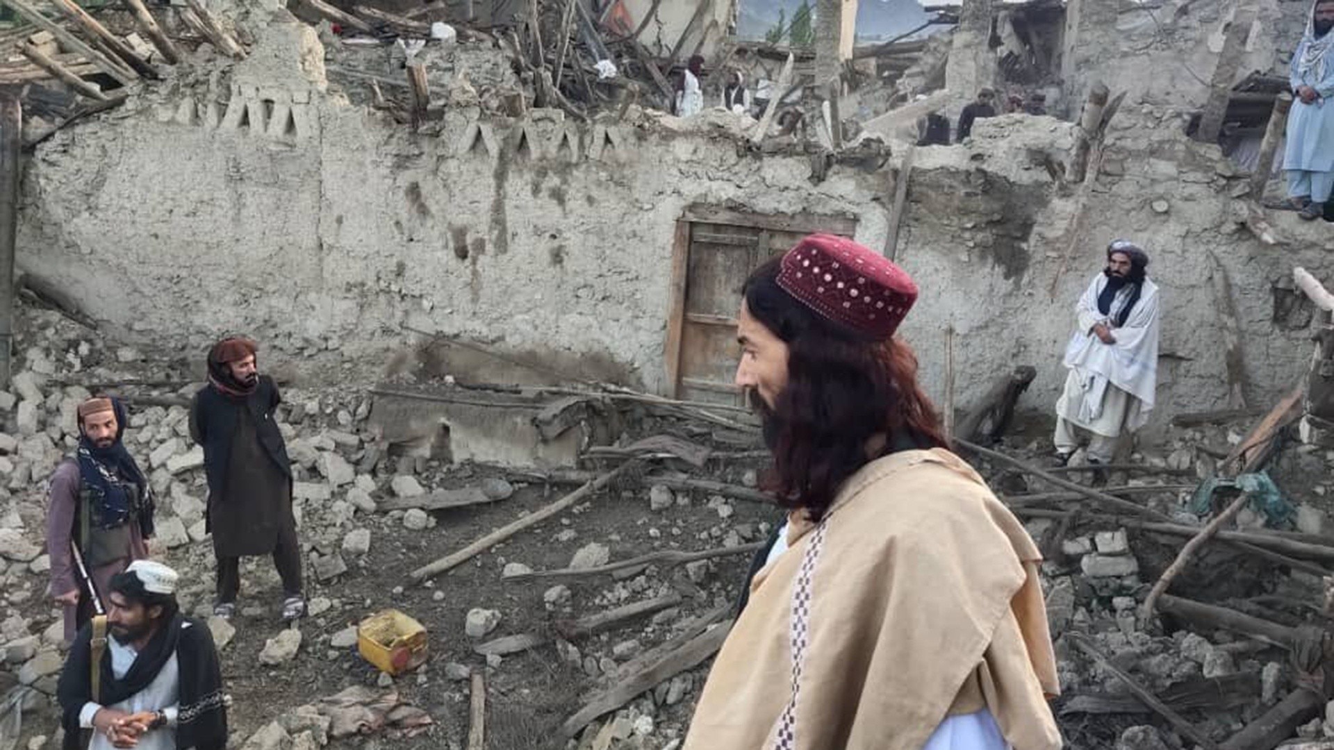 Watch TODAY Excerpt Earthquake in Afghanistan kills more than 1,000