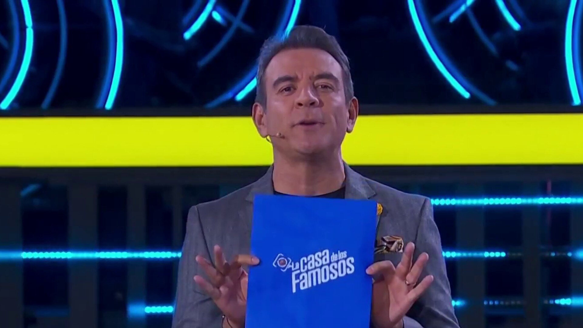 Watch La Casa de los Famosos Highlight La Casa de los Famosos 2 Ahora