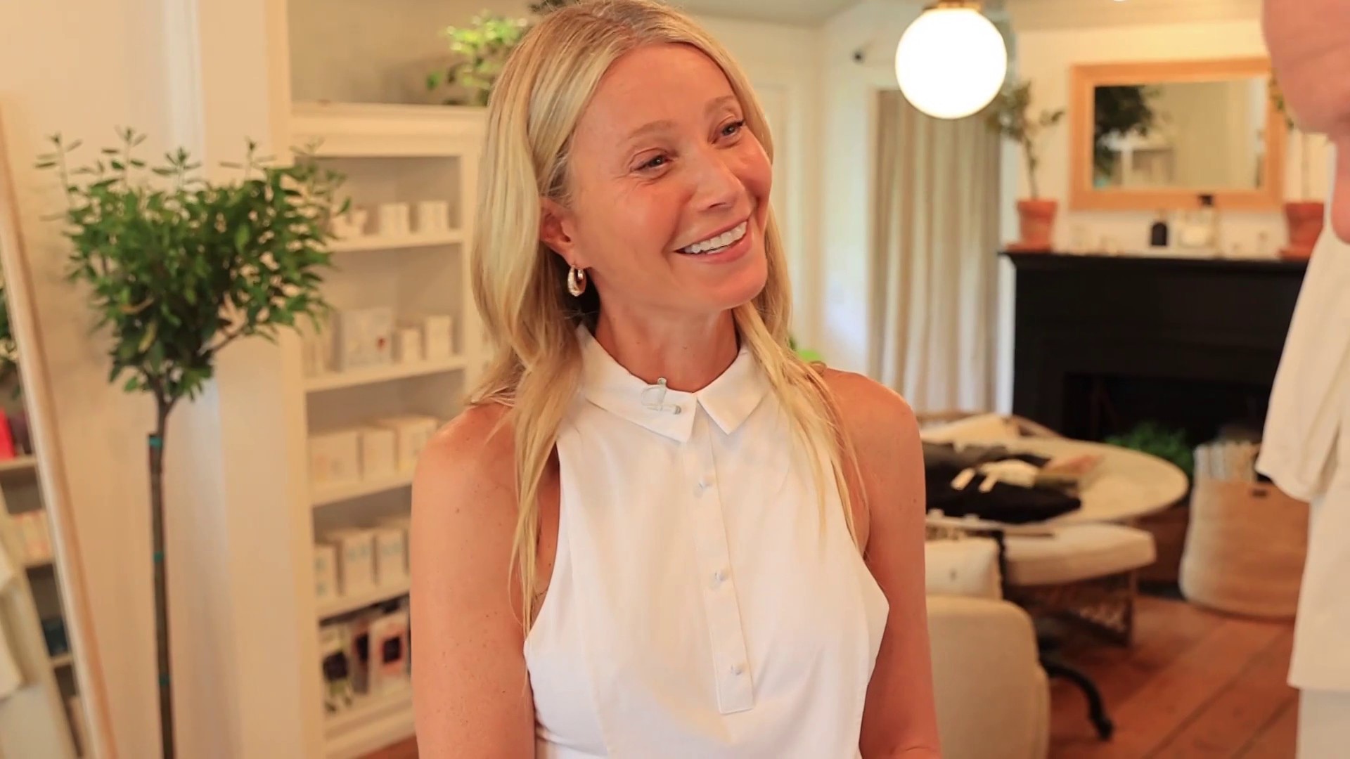 Watch Today Excerpt Gwyneth Paltrow Opens Up On Motherhood Discomfort With Fame Nbc Com