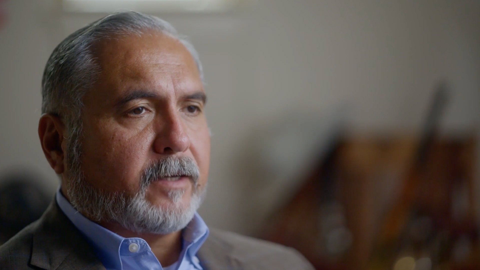 Watch Mastermind of Murder Sneak Peek Wounds on Michael Grant’s Body