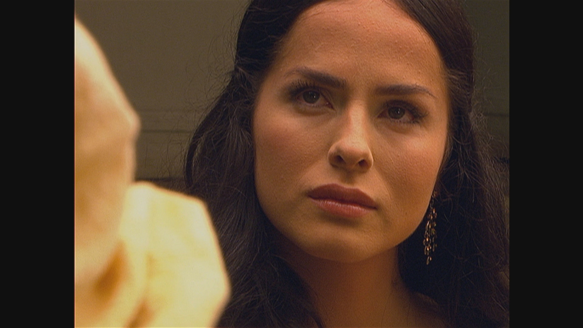 Watch La Traición Episode La fuerza del amor