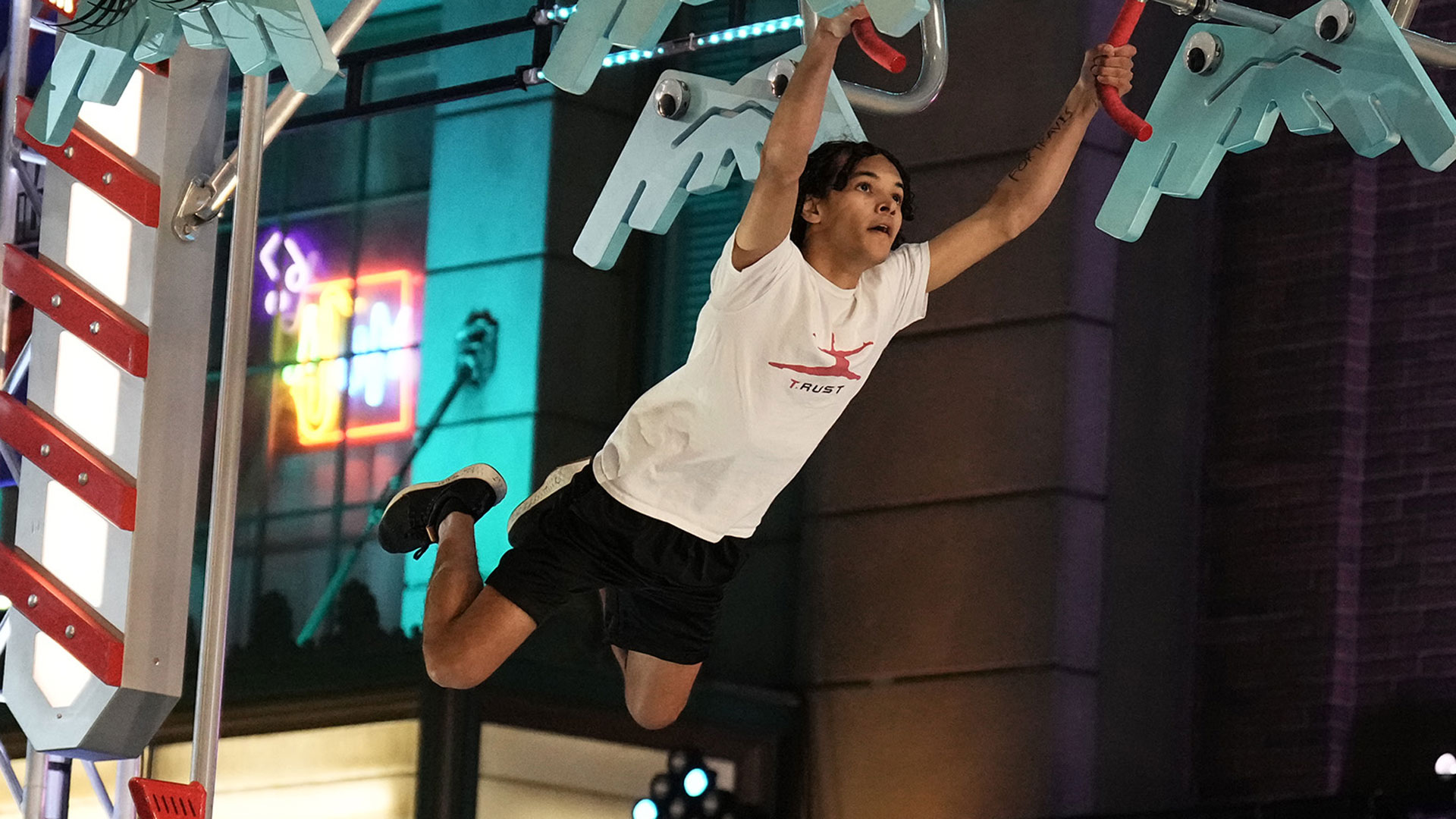 Watch American Ninja Warrior Highlight Ethan Bartnicki Brings