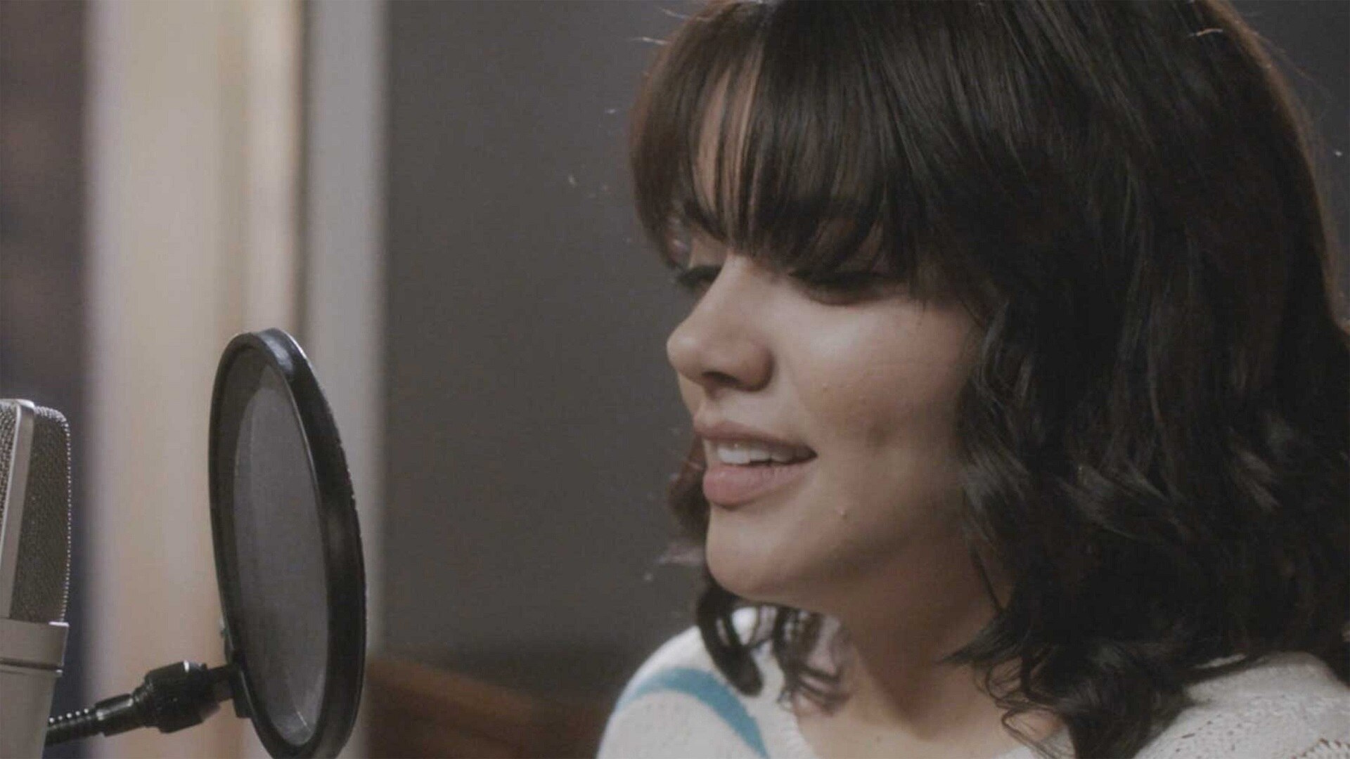 Watch Mariposa de Barrio Episode La Idea de Ser Cantante