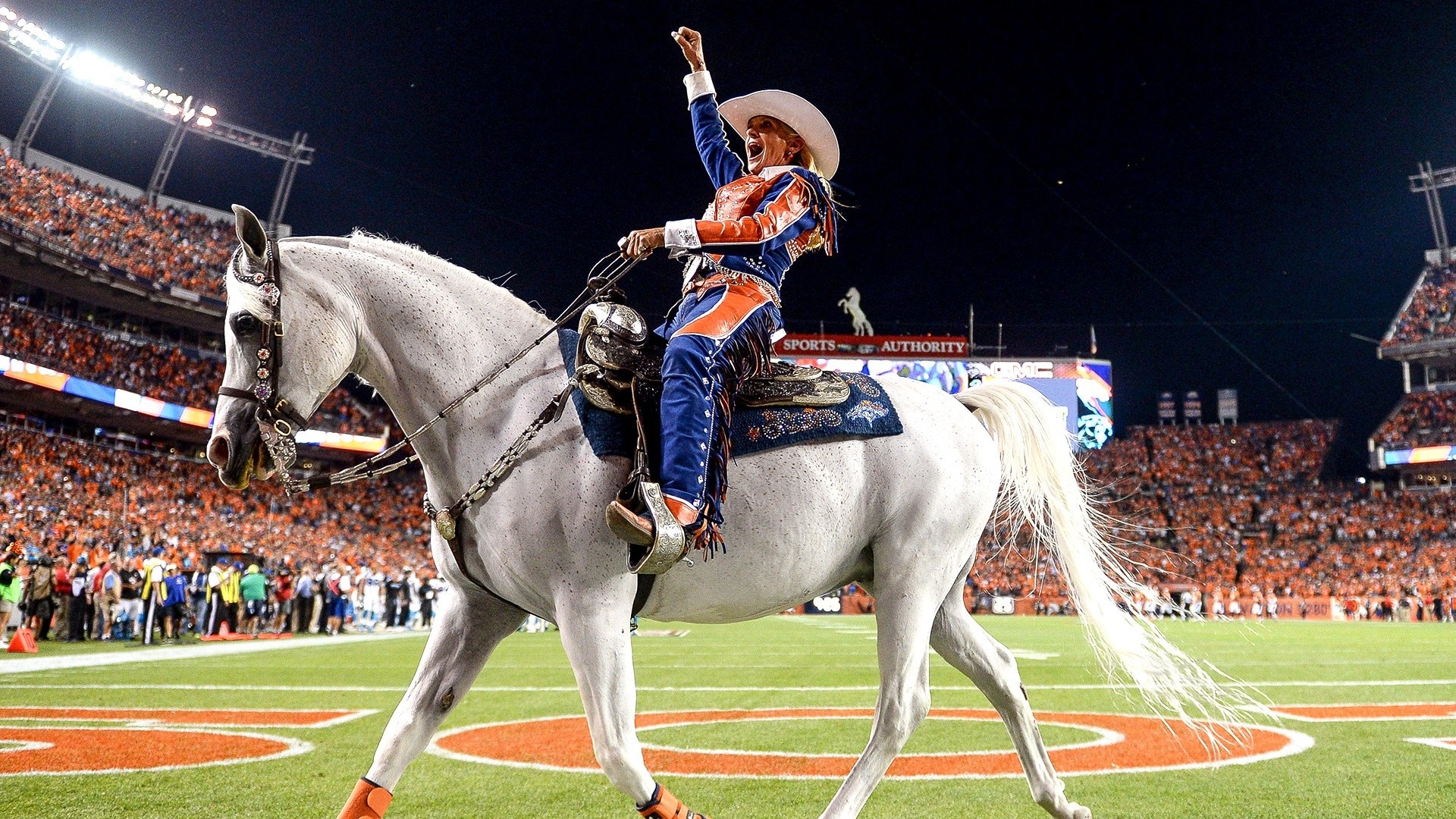 Watch TODAY Excerpt See what it takes for the Broncos mascot to prepare for games