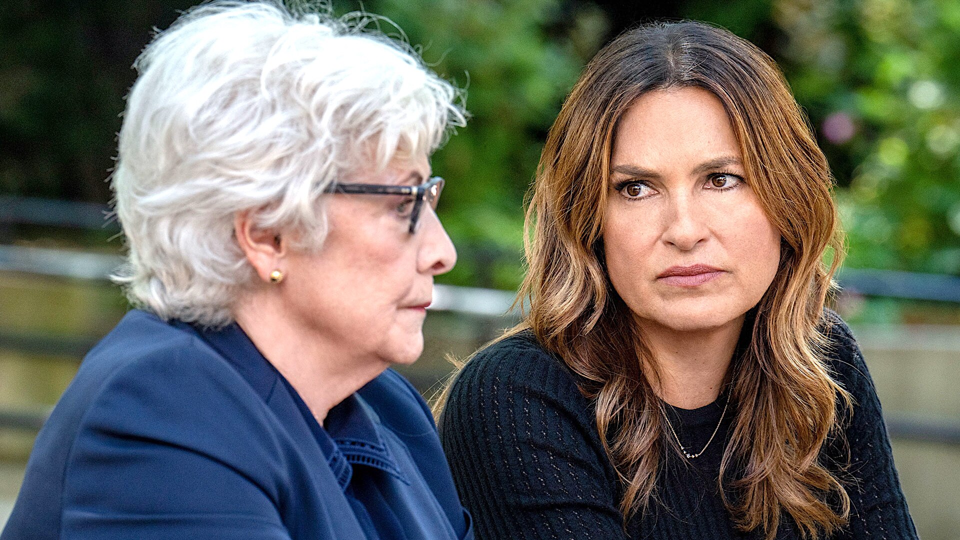 Watch Law And Order Special Victims Unit Highlight Benson Talks To