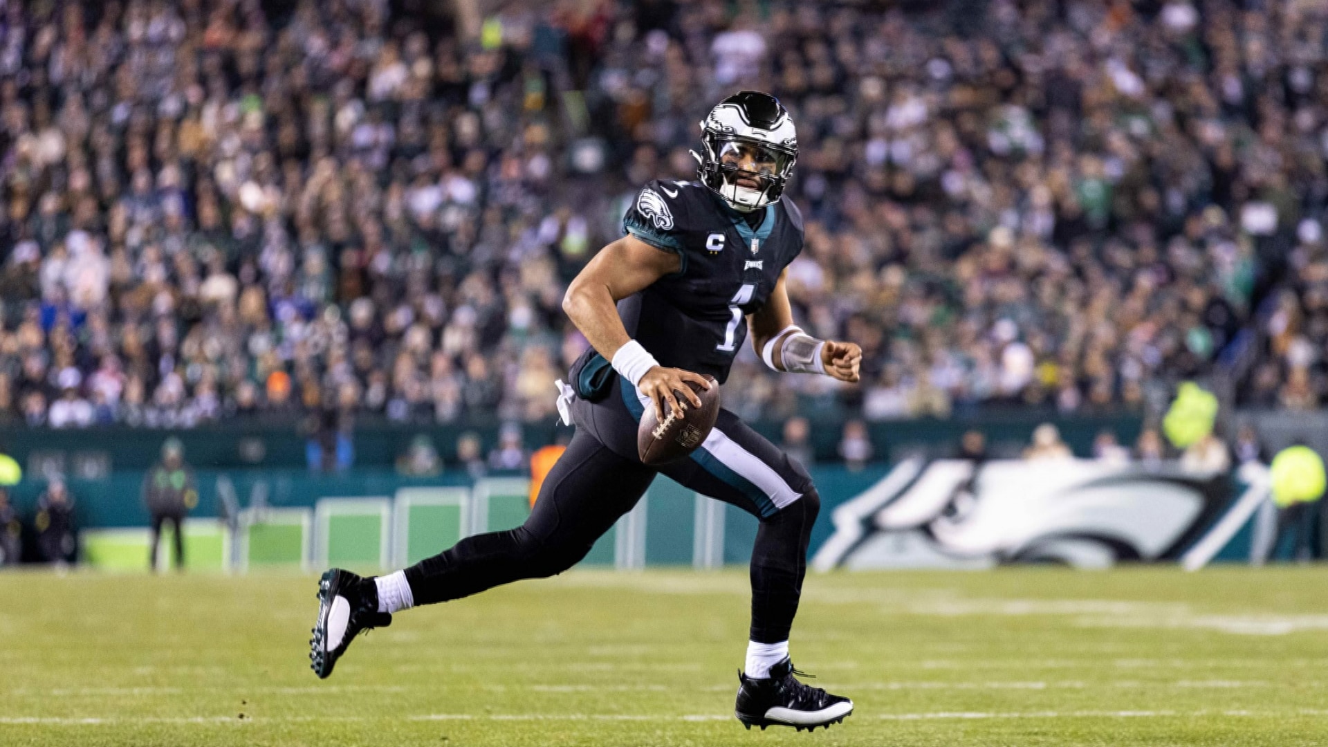 Watch ProFootballTalk Clip: Can Hurts return to form for Eagles vs