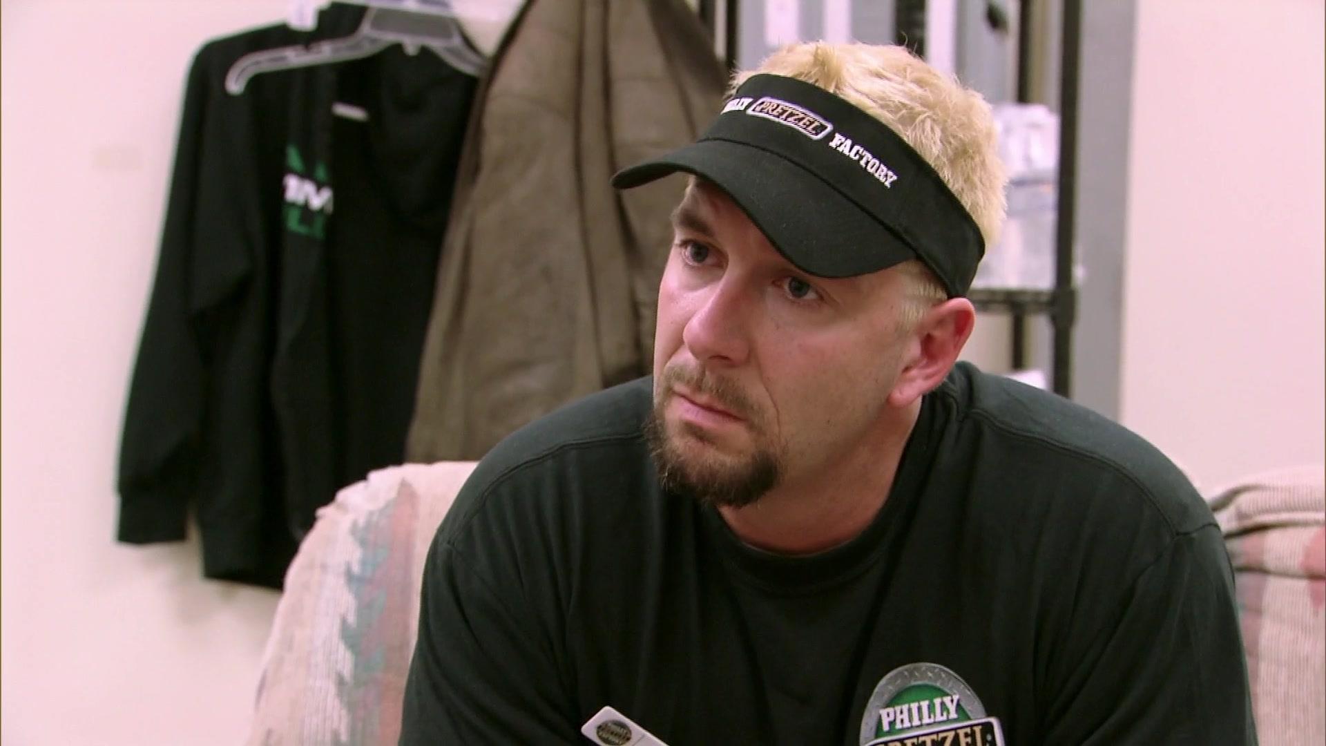 Watch Undercover Boss Episode Philly Pretzel Factory