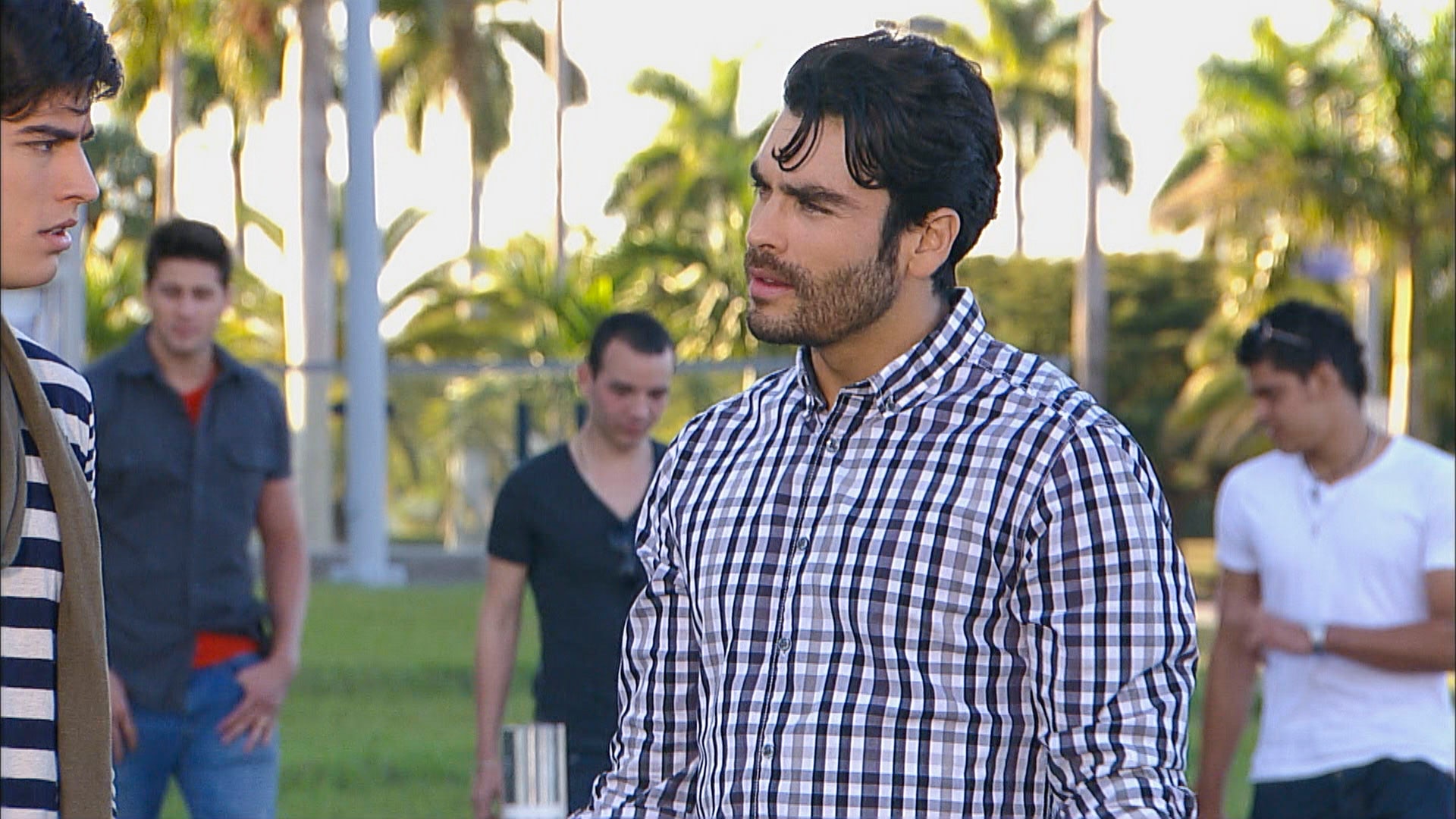 Watch Relaciones Peligrosas Episode Apuesta peligrosa