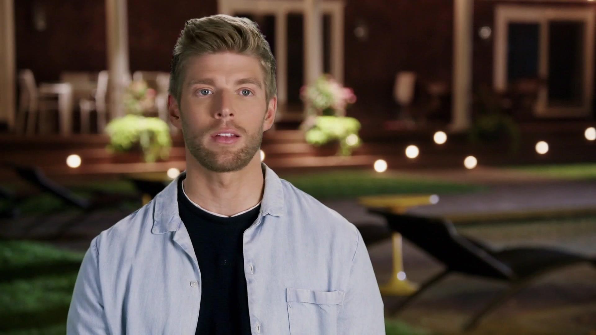 Watch Summer House Episode WingMom