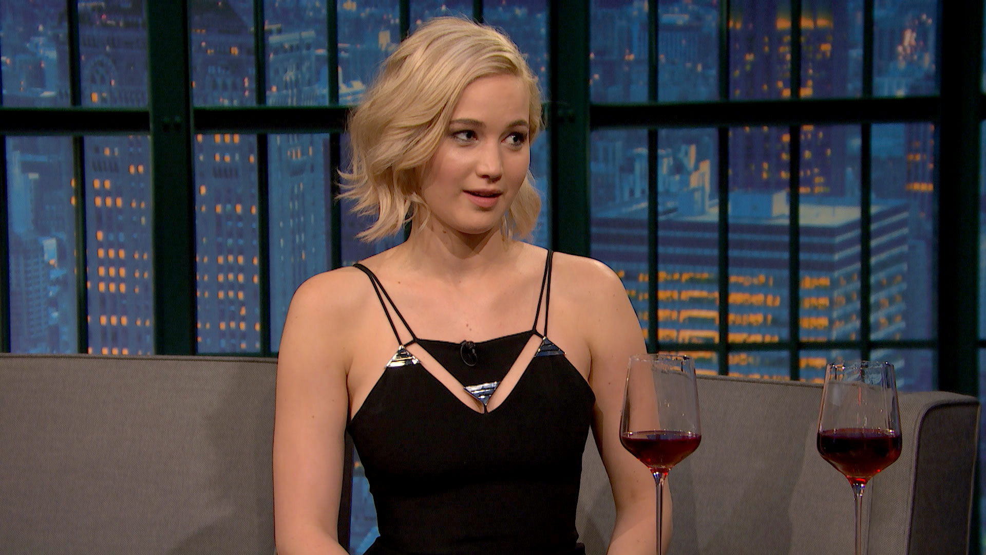 Watch Late Night With Seth Meyers Highlight Jennifer Lawrence Wanted Seth To Ask Her Out When 