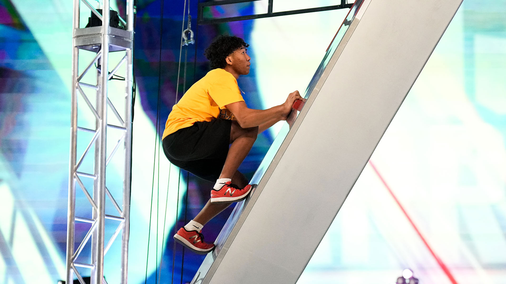 Watch American Ninja Warrior Highlight EighteenYearOld Rookie