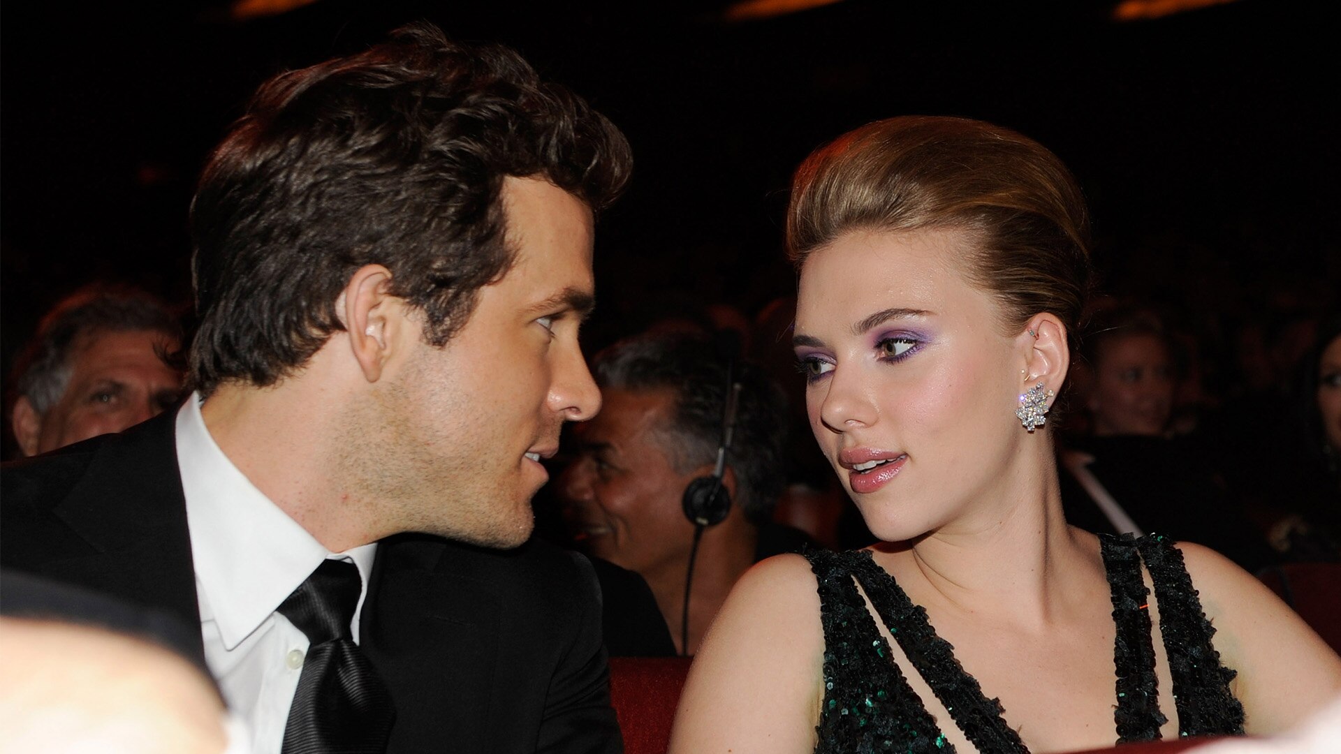 Watch Access Hollywood Highlight Scarlett Johansson Praises Ex Husband Ryan Reynolds In Gwyneth 