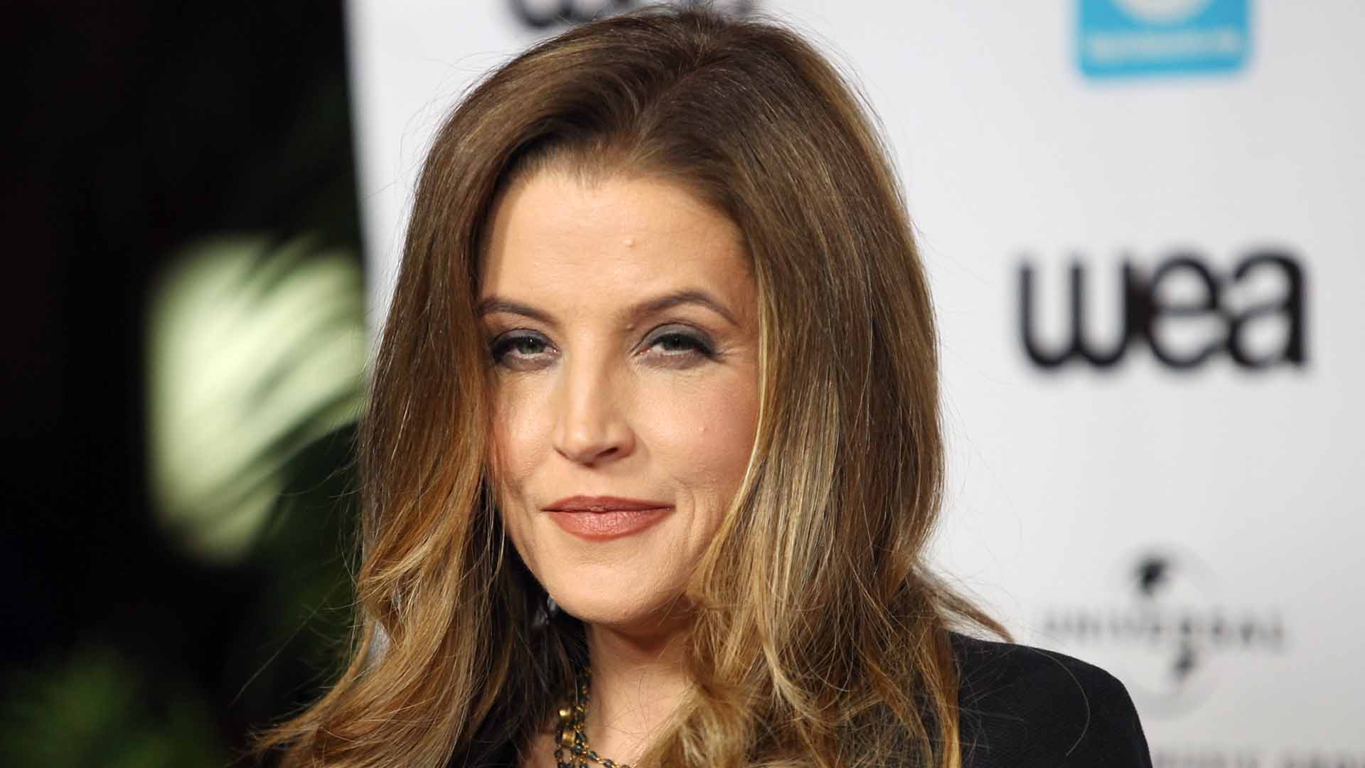 Watch Access Hollywood Highlight Lisa Marie Presley’s Public Memorial