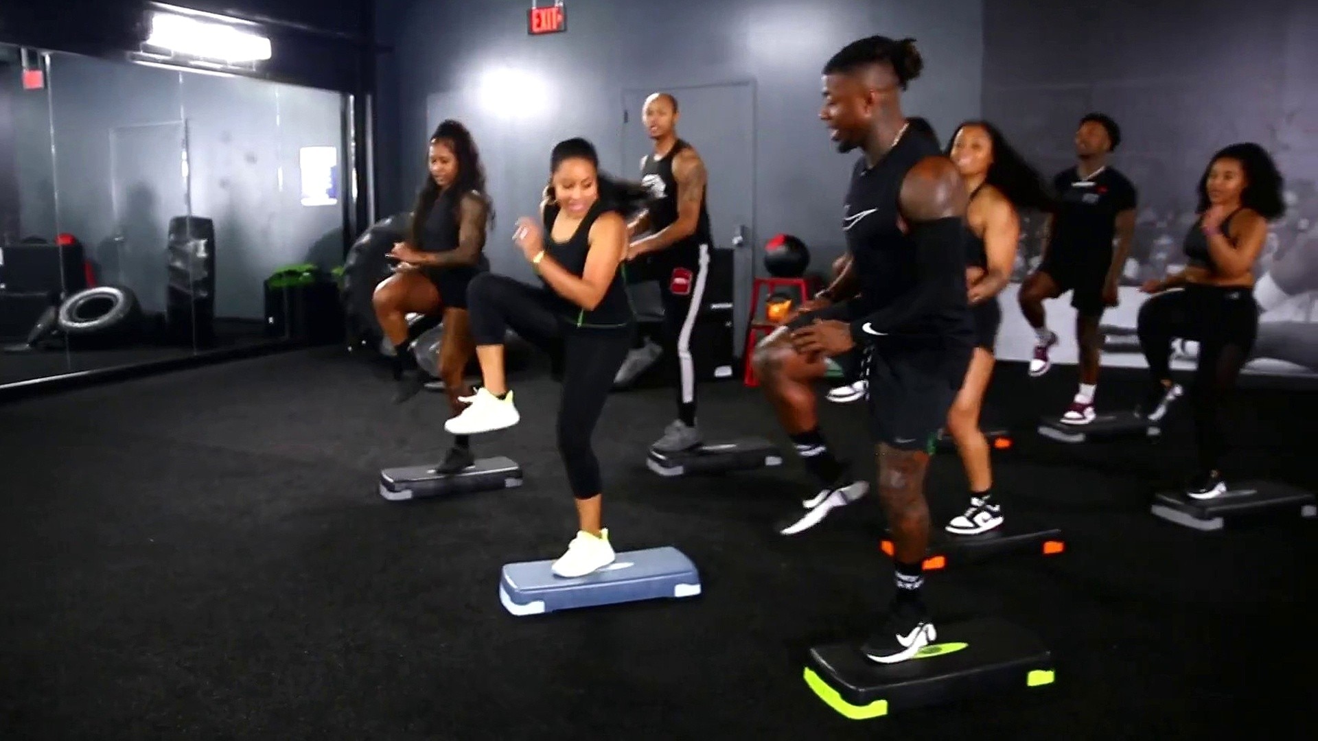 Watch TODAY Excerpt This step aerobics class draws a crowd with its party vibes