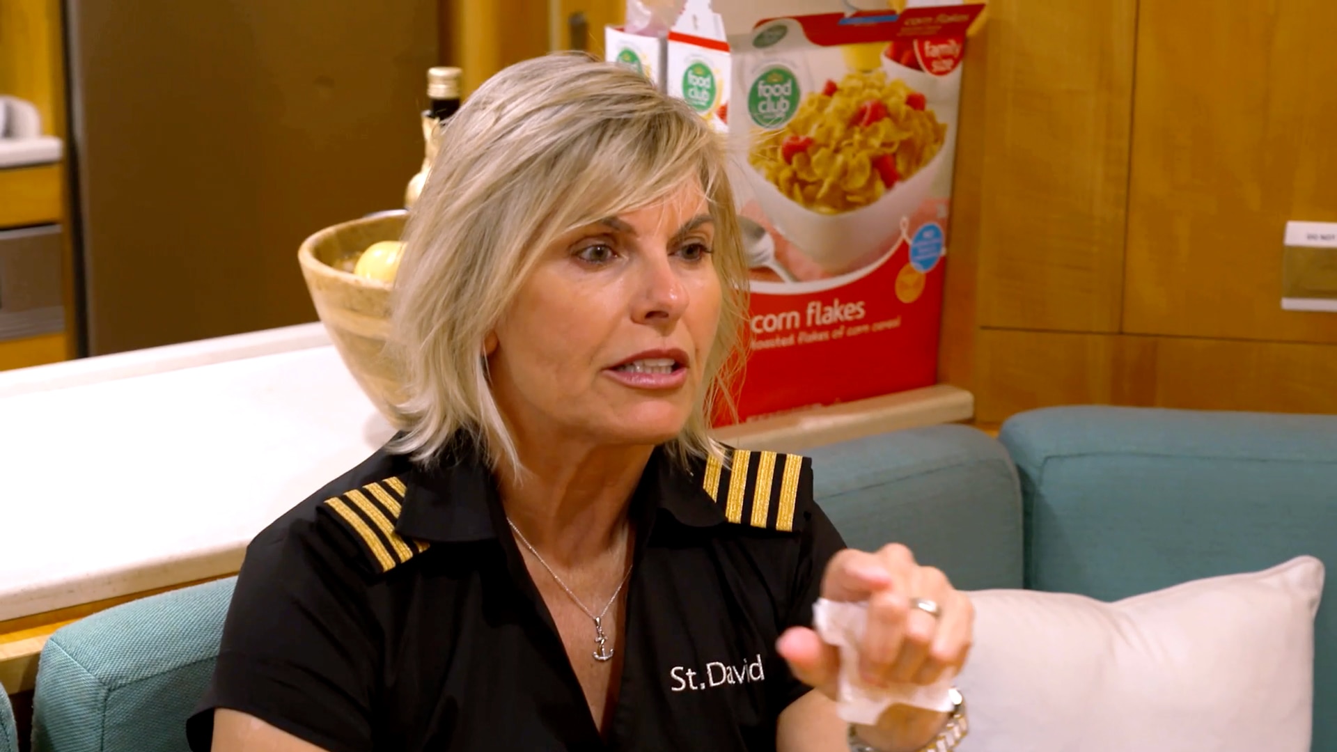 Watch Below Deck Highlight: Captain Sandy Yawn Shuts Down A Shouting ...