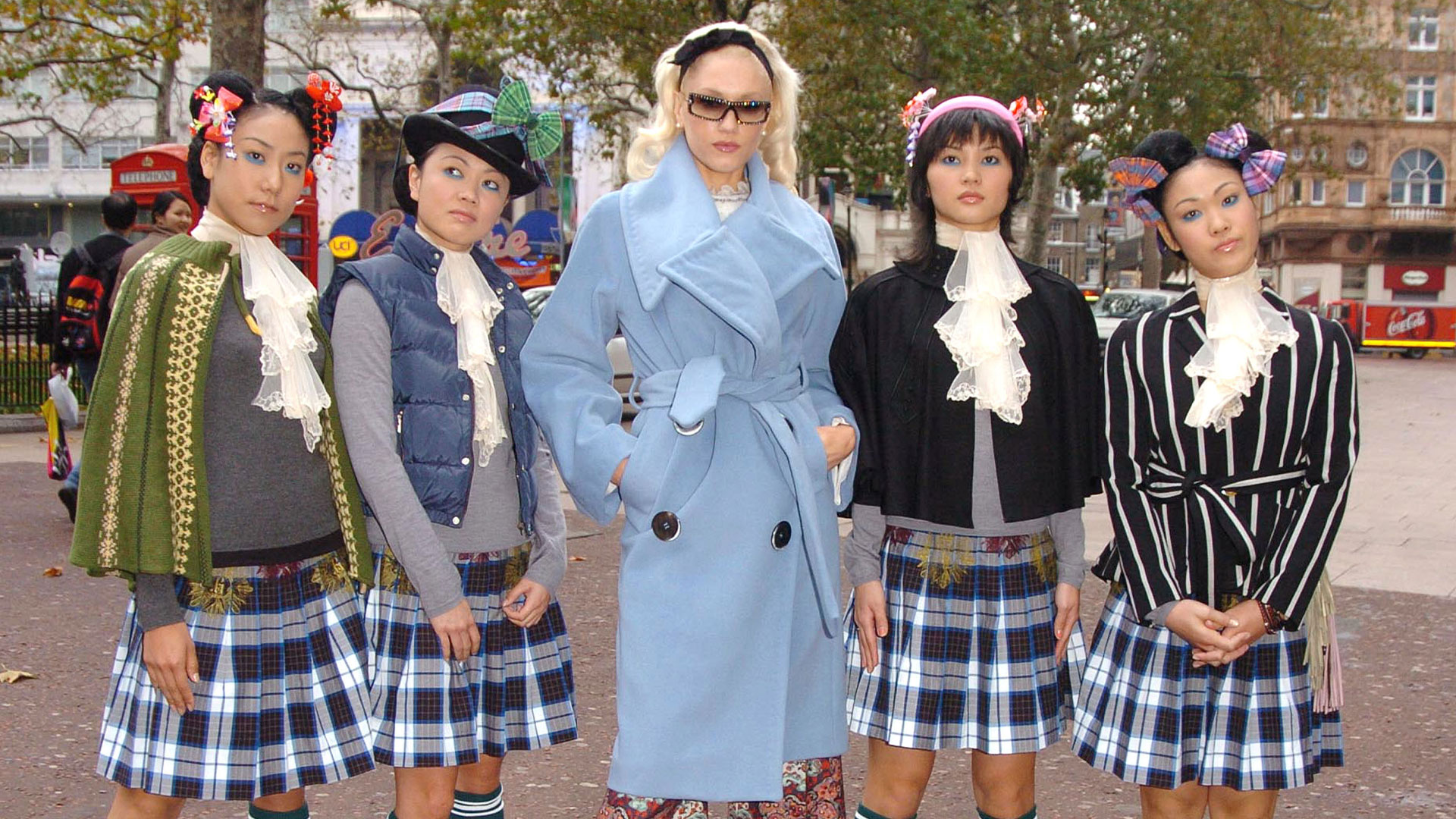 Watch Access Hollywood Highlight Gwen Stefani Faces Backlash For