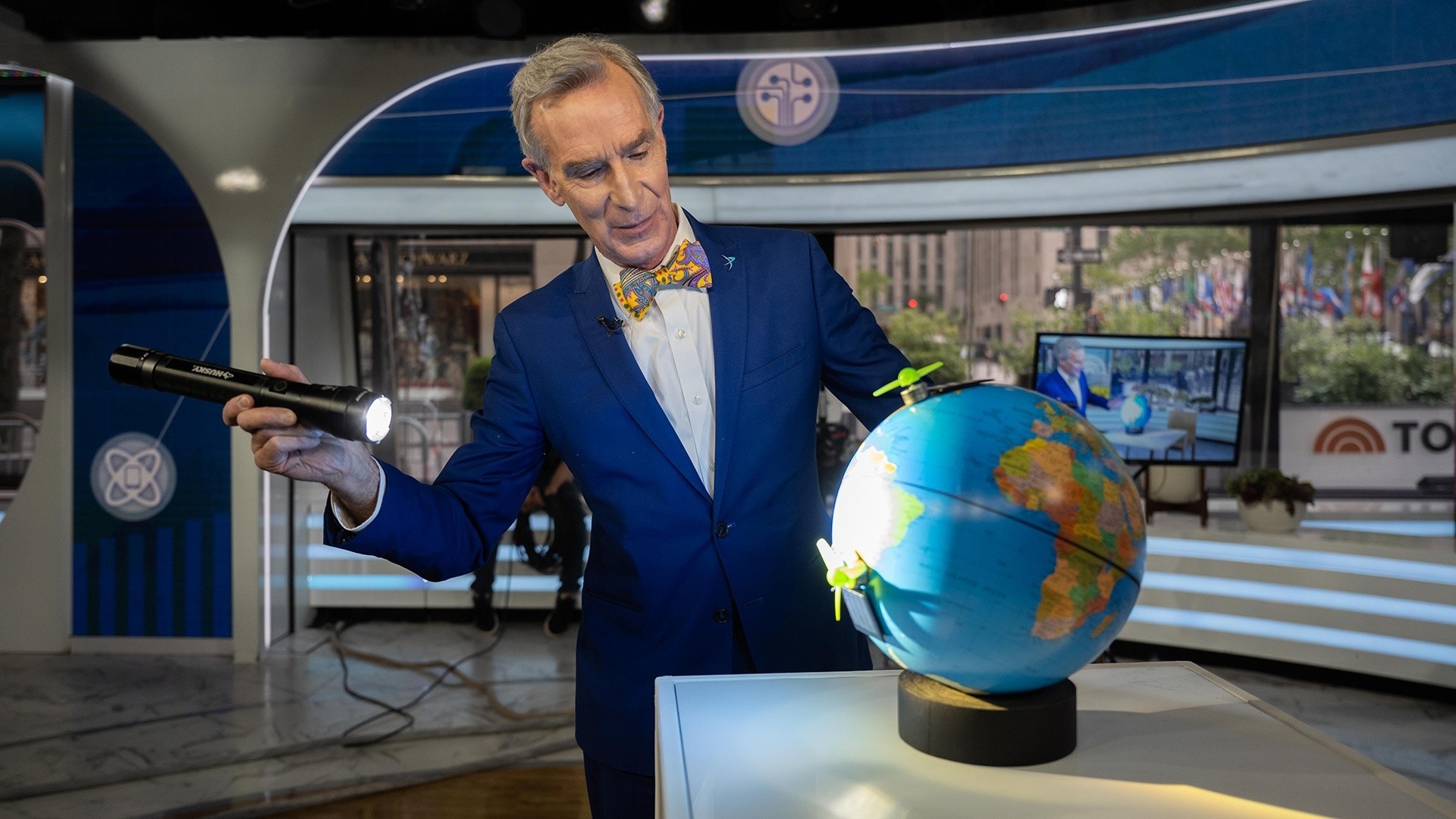 Watch TODAY Excerpt Bill Nye reflects on 30 years of The Science Guy