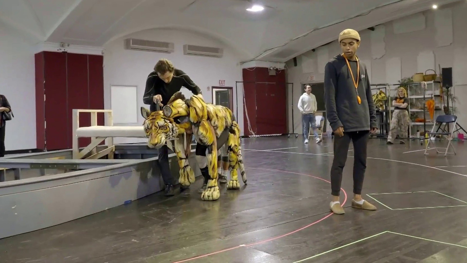 Watch TODAY Excerpt Go behind the scenes of the puppetry of Broadway's