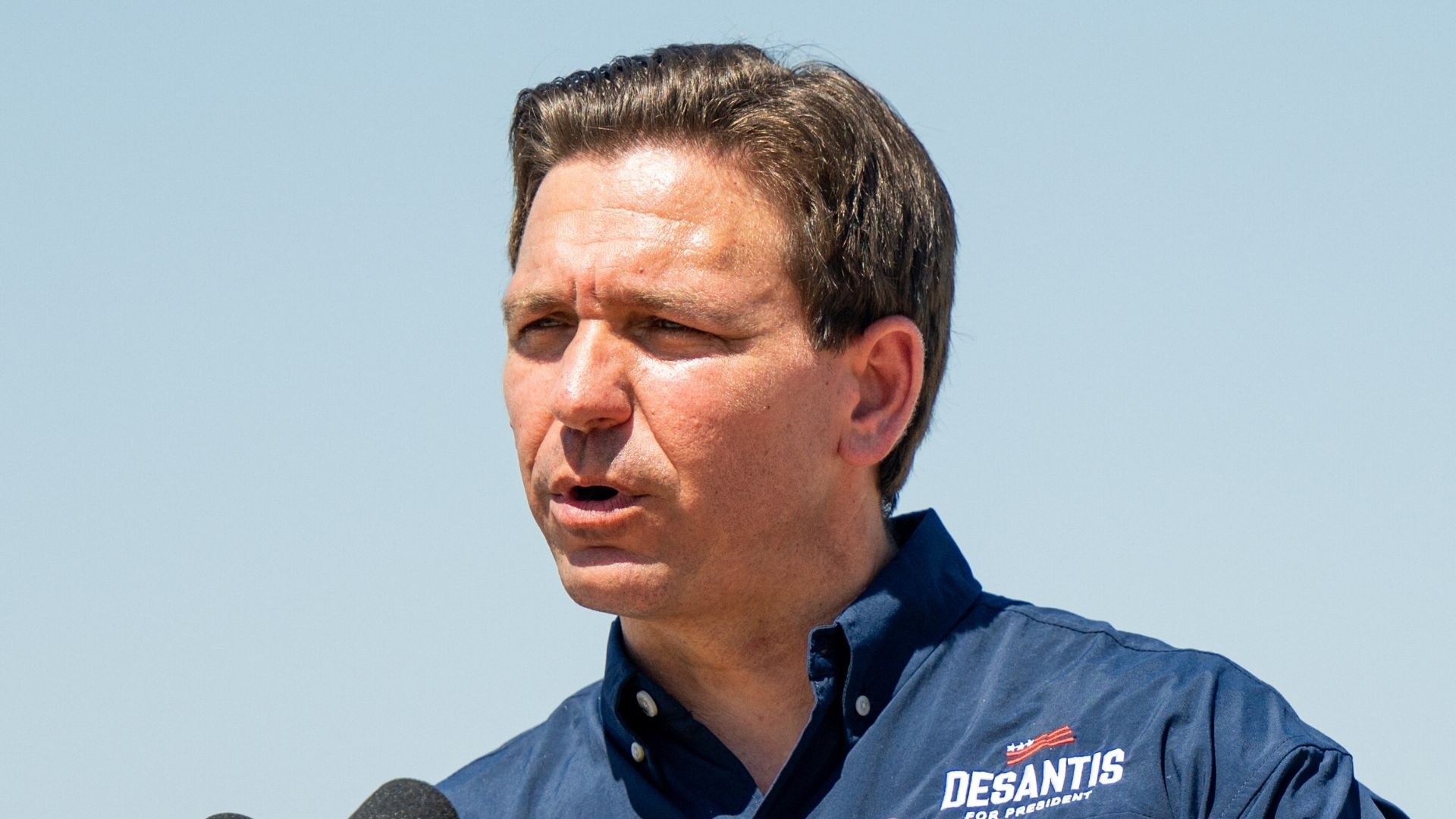 Watch Noticias Telemundo Highlight Ron Desantis Promete Cerrar Cuatro