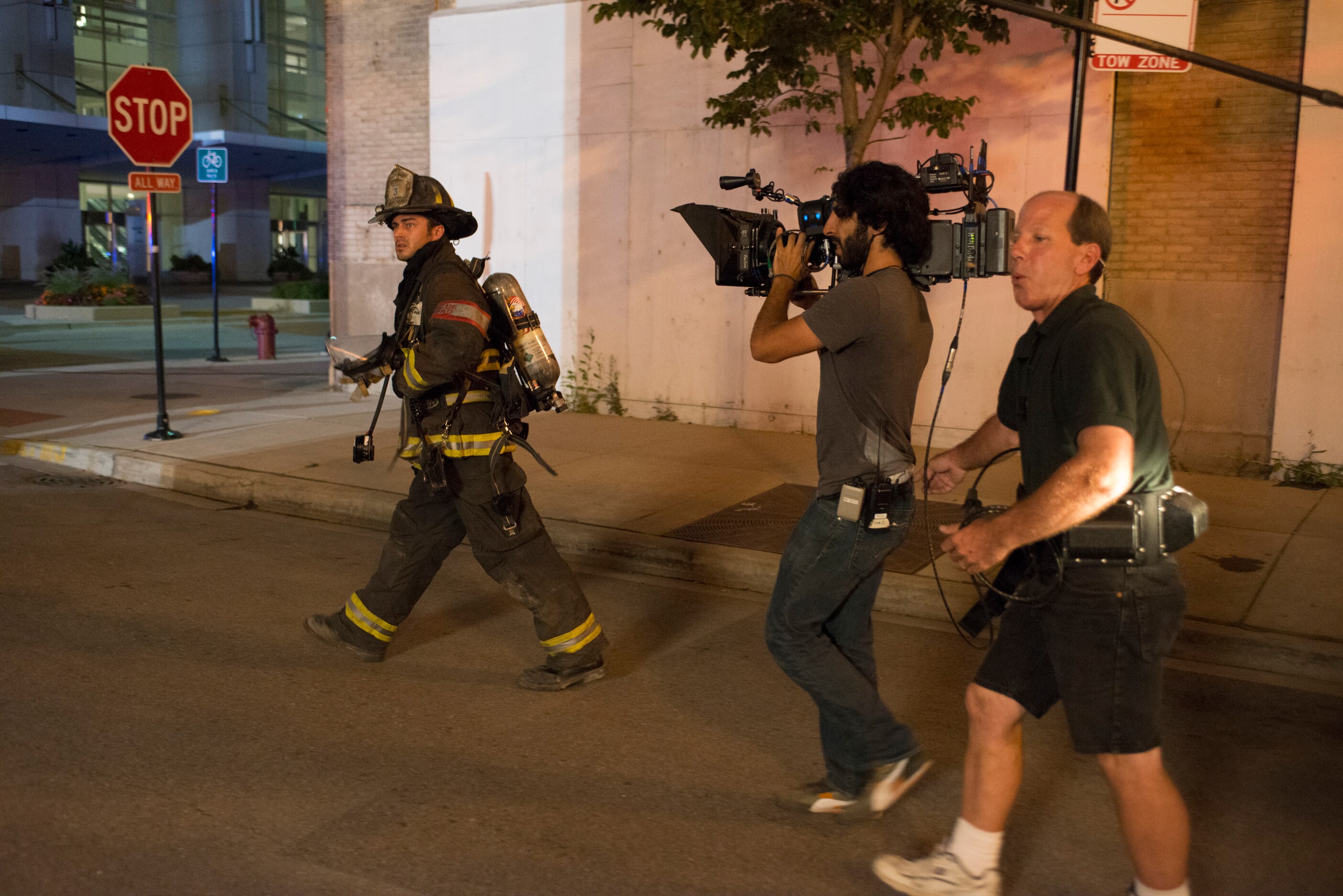 Chicago Fire Behind The Scenes One Minute Photo NBC Com