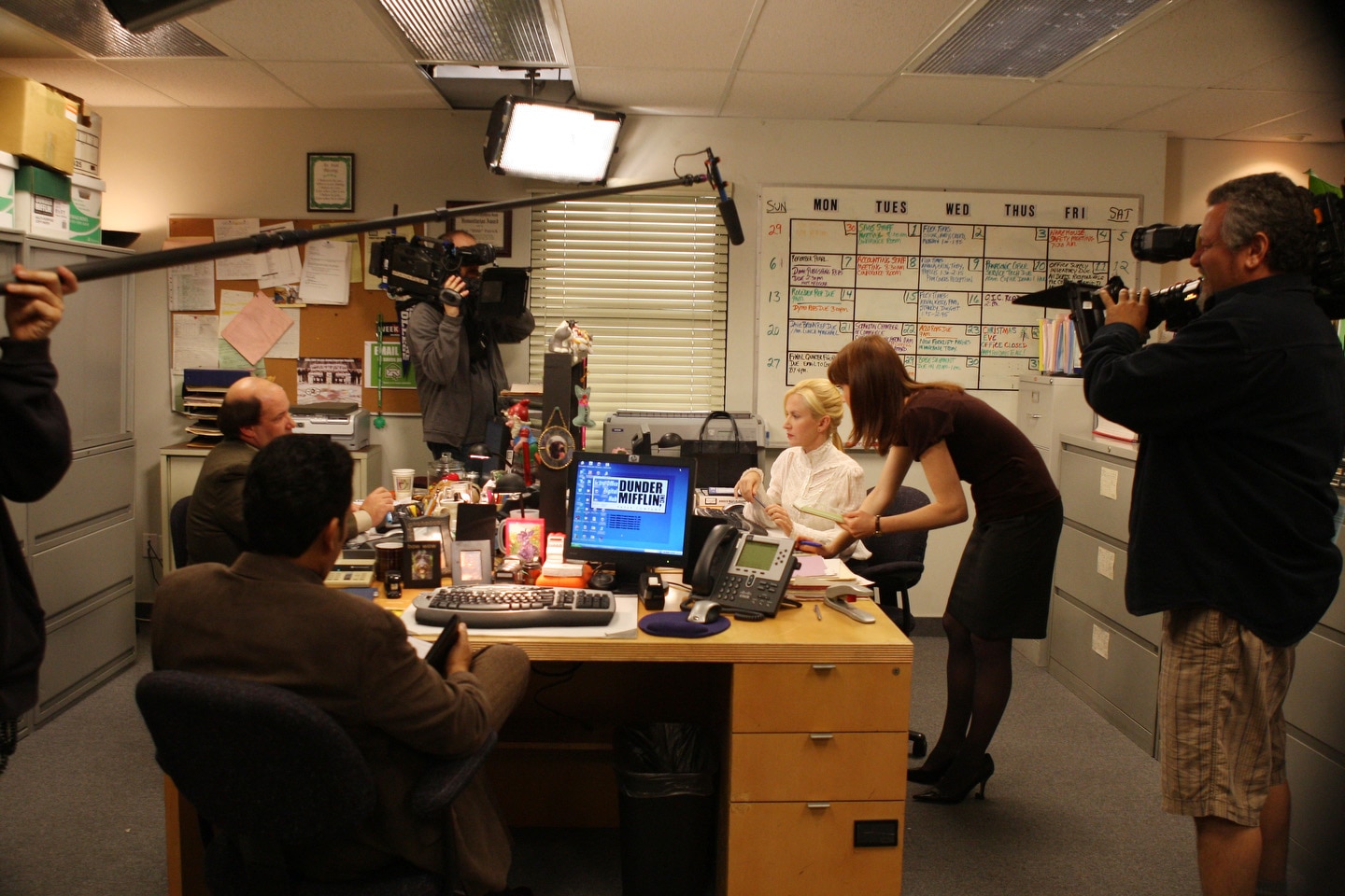 the-office-behind-the-scenes-photo-685551-nbc