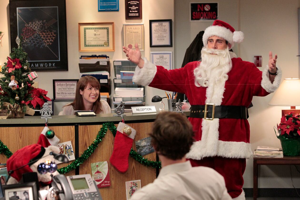 The Office: Classy Christmas Photo: 688001 - NBC.com