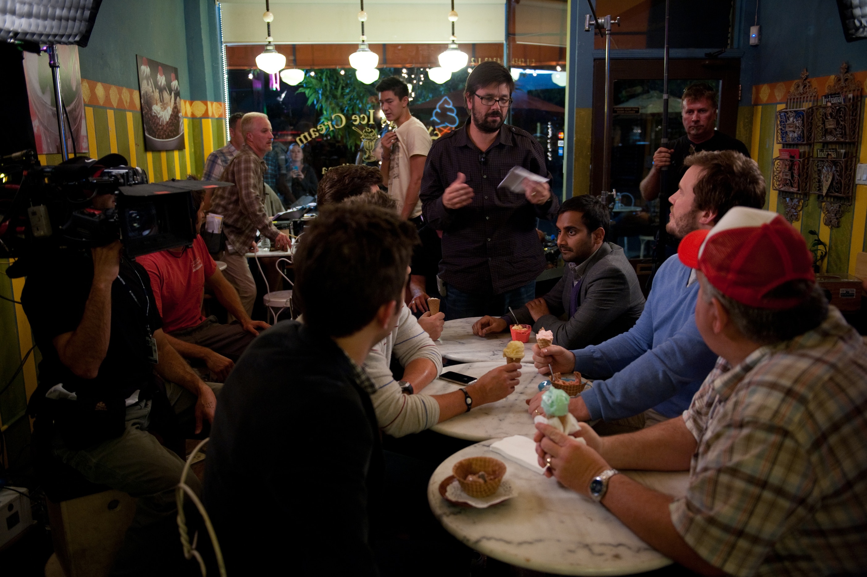 Parks and Recreation: Behind the Scenes: Two Parties Photo: 163026 ...