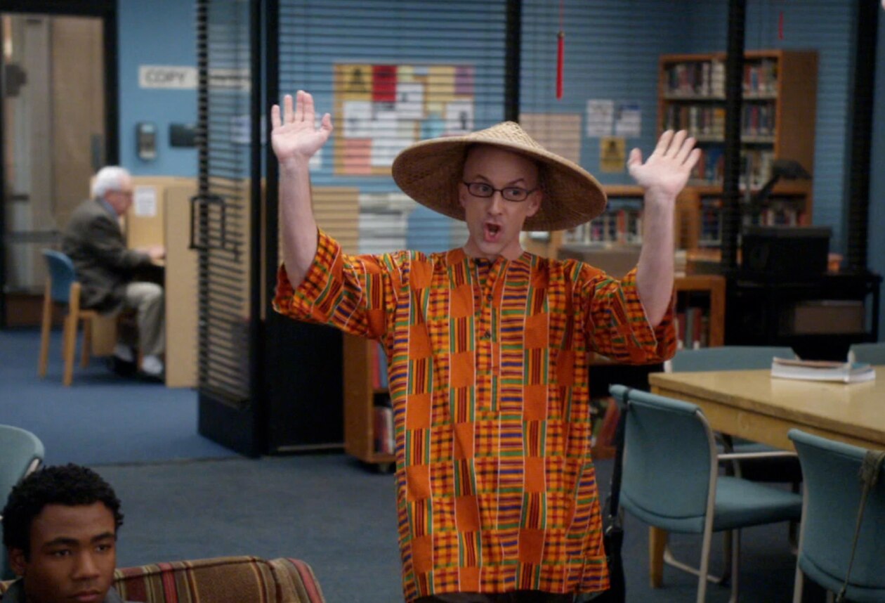 Community Dean Pelton Fashionista Photo 543496