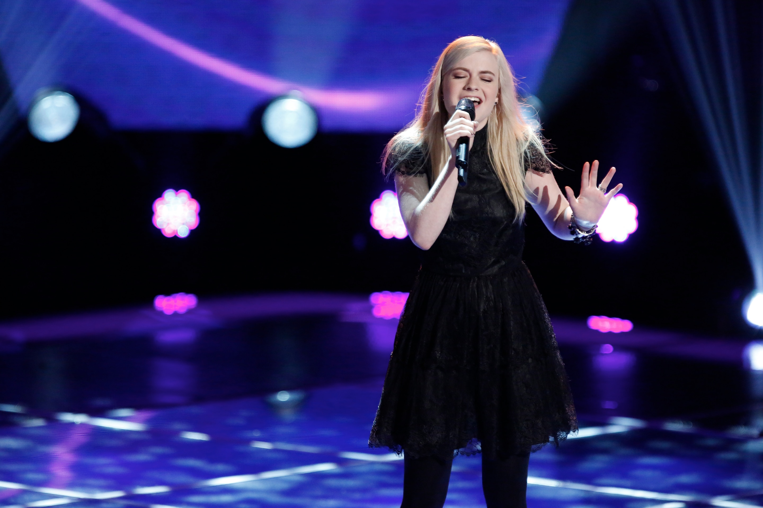 The Voice Holly Henry's Official Gallery Photo 220906