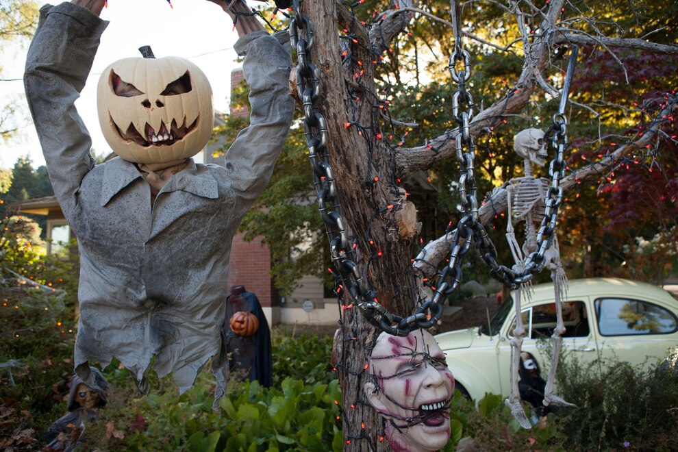 Grimm Halloween at Monroe's Photo 256206