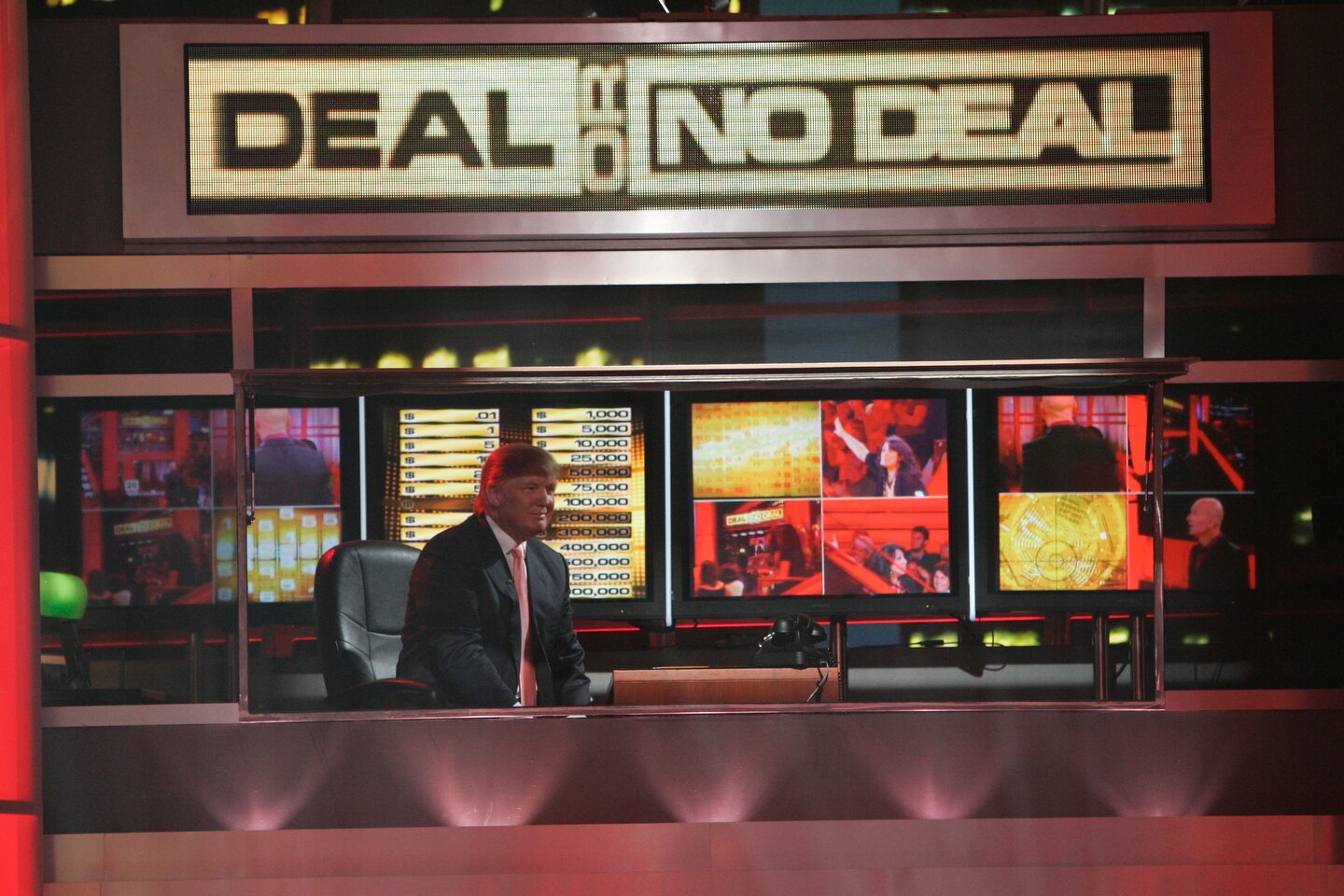 Deal Or No Deal: Premiere Photo: 794361 - NBC.com