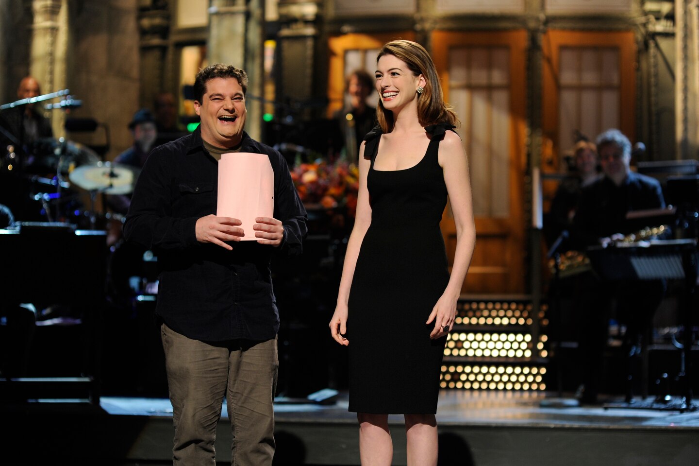 Saturday Night Live Anne Hathaway with Florence and the Machine Photo