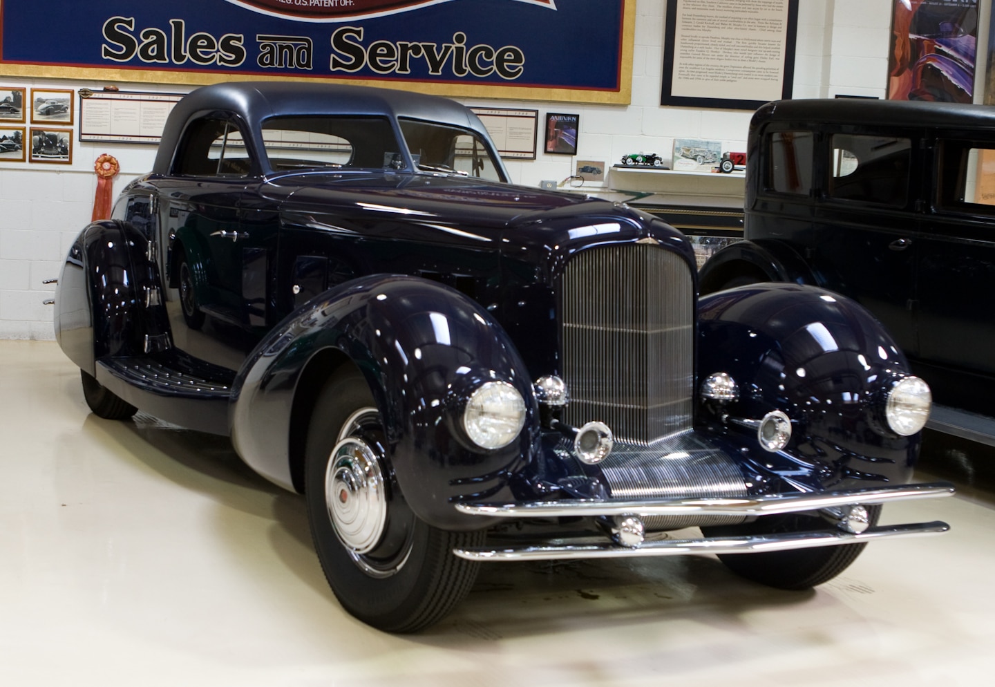 Jay Leno's Garage: Duesenberg Aerodynamic Walker Coupe Photo: 300626