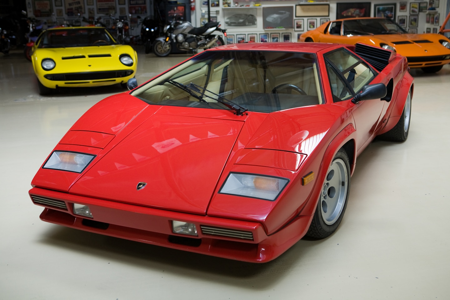 Jay Leno's Garage: Lamborghini Countach Photo: 304371 - NBC.com