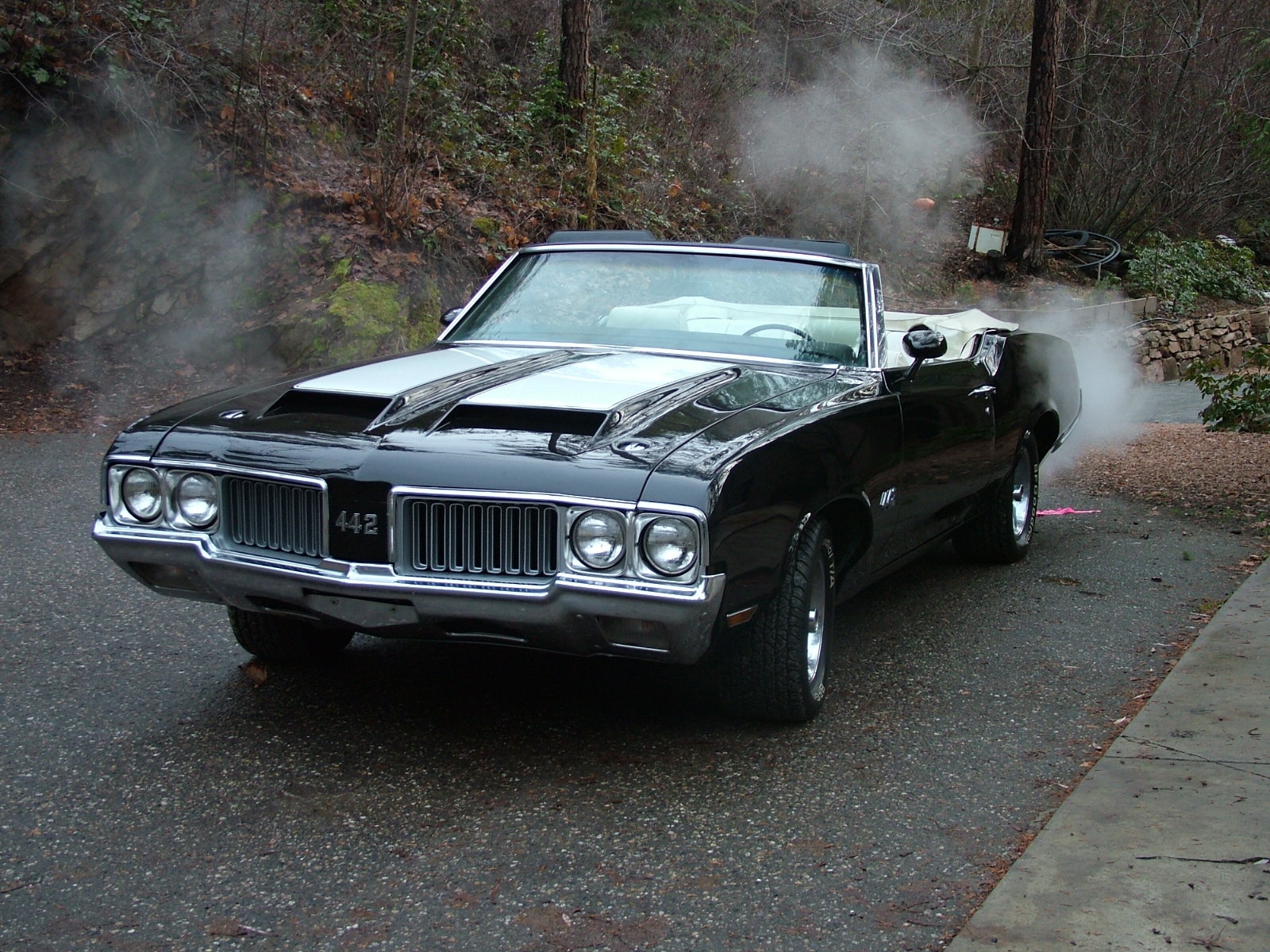 Jay Leno's Garage: Oldsmobile Photo: 384026 - NBC.com