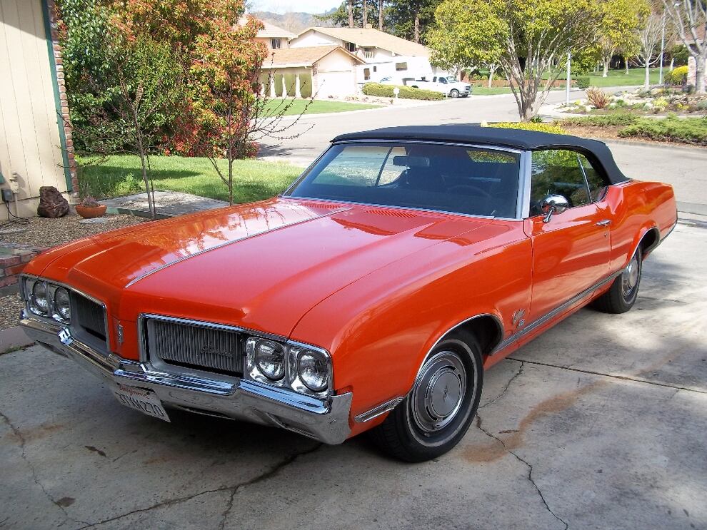 Jay Leno's Garage: Oldsmobile Photo: 384156 - NBC.com