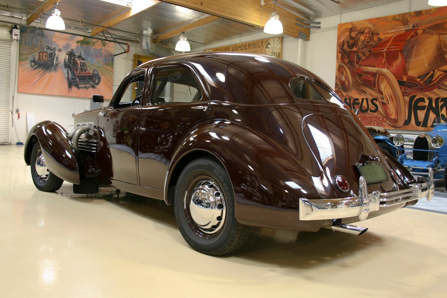 Jay Leno's Garage: 1937 Cord 812 Westchester Photo: 319696 - NBC.com