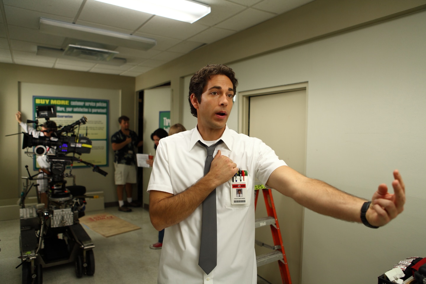 Chuck Behind The Scenes Photo 857851 4266